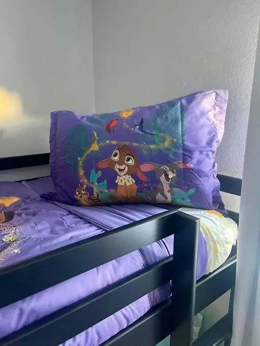 Vegas Bliss Near The Strip - Pet & Family Friendly Villa Las Vegas USA