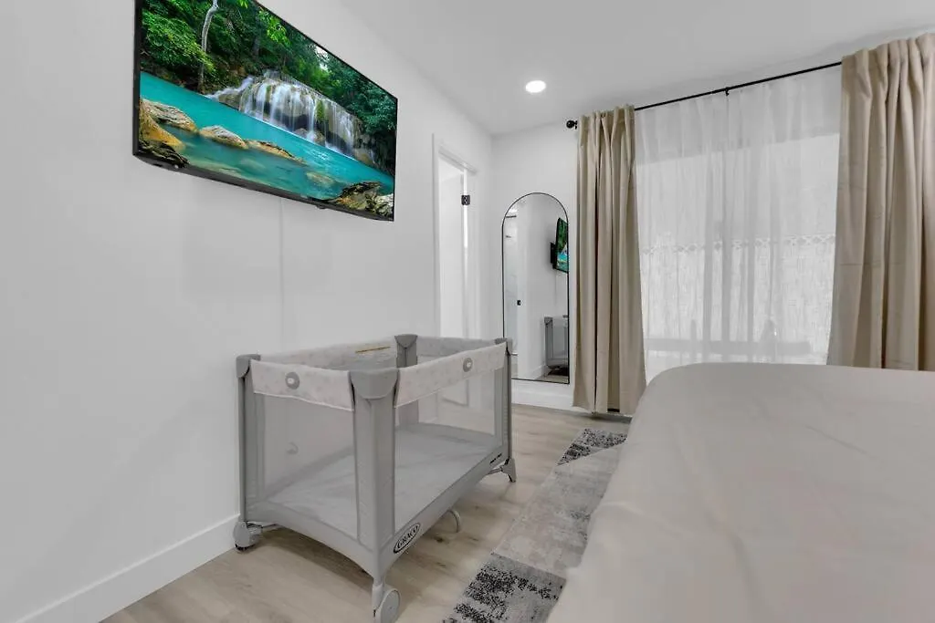 Feriehus Vegas Bliss Near The Strip - Pet & Family Friendly Villa Las Vegas USA